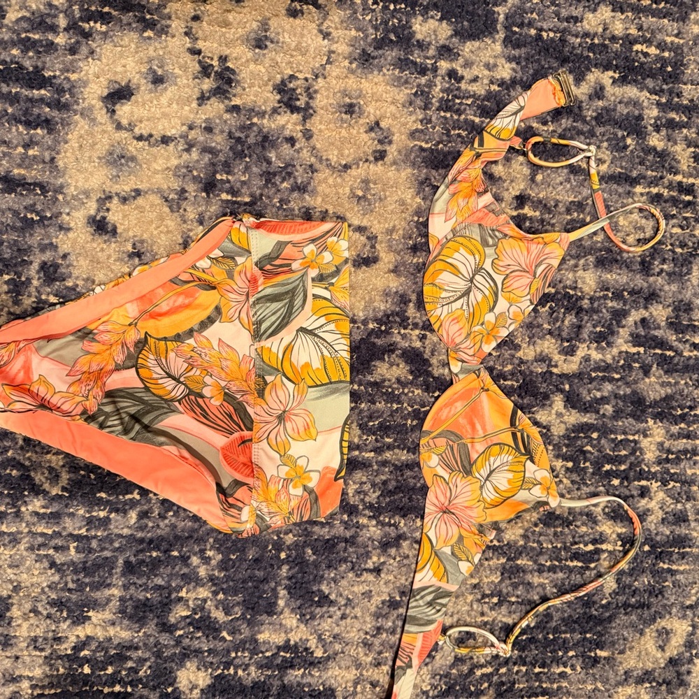 Beach Riot Tropical Print